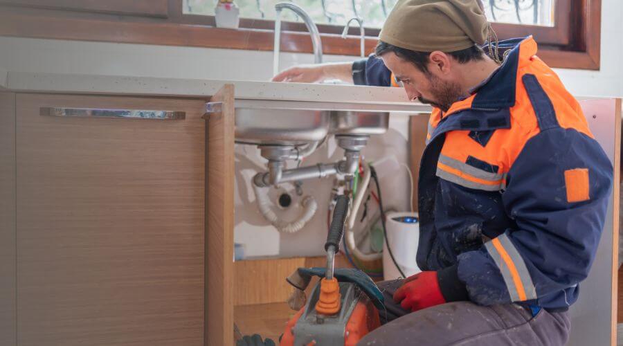 Local expert plumbing services in Hugo, OK